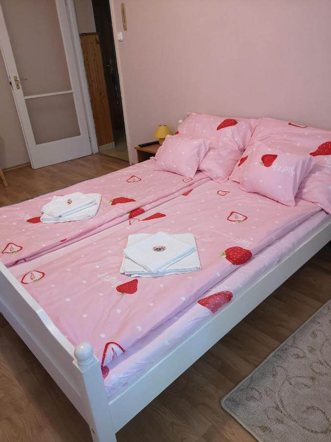 Natasa Apartman โอโรชาซา ภายนอก รูปภาพ
